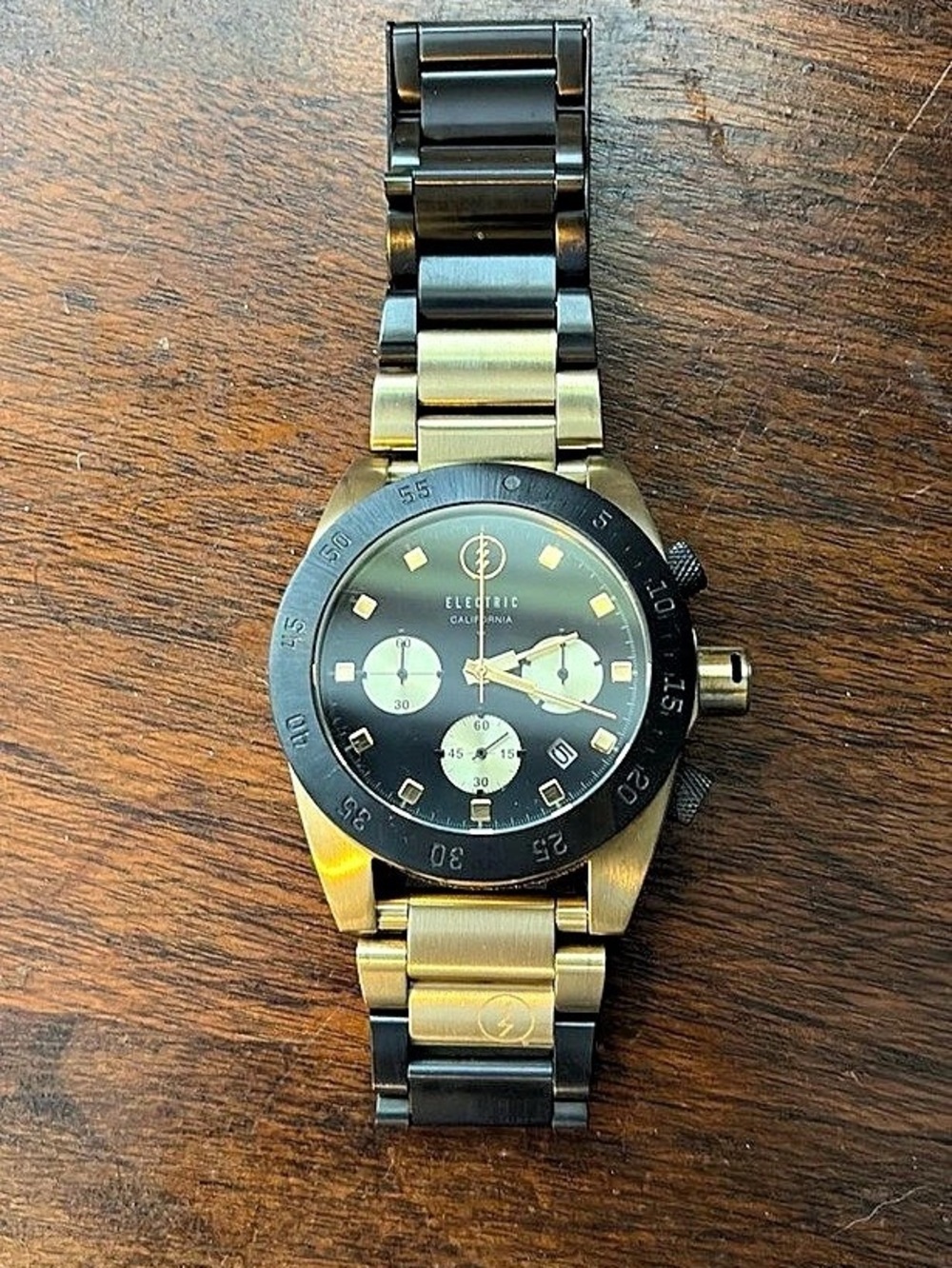 Electric California DW01 Chronograph Watch Gold & Black
